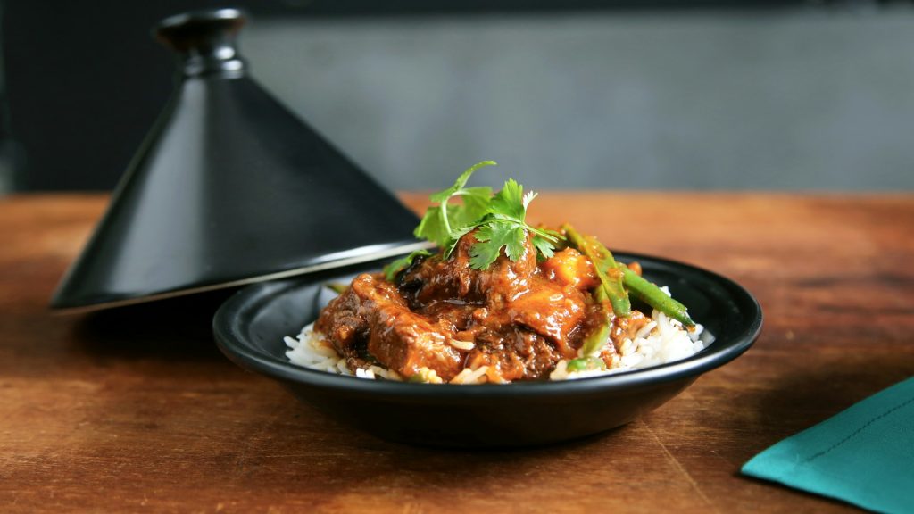 fc01aa17e52add129062c685acdd105e تأملات من الرباط: شهر العطاء والمشاركة