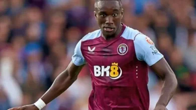 موسي ديابي يقترب من الاتحاد السعودي قادمًا من أستون فيلا