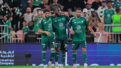مباراة الأهلي والفتح السعودي في دوري روشن 2024-2025