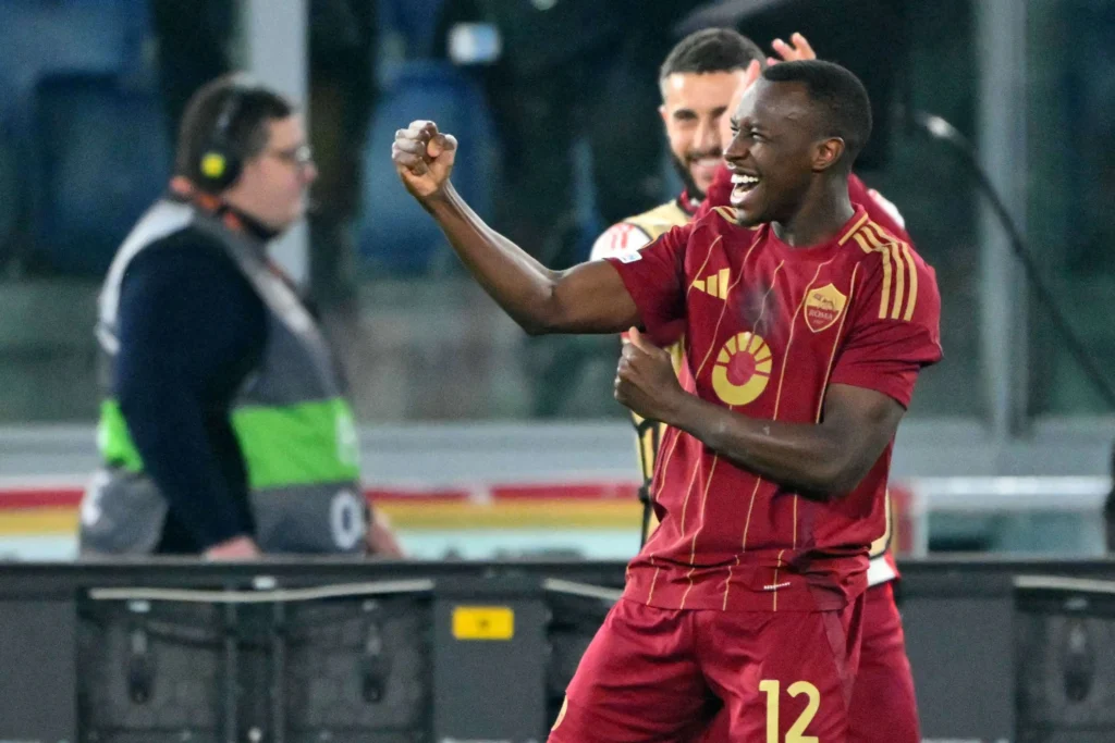 روما يواجه لاتسيو في الدوري الايطالي الجولة 19