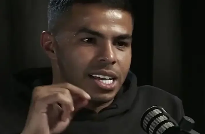 فيديو.. يحيى الشهري يكشف عن تشجيعه للهلال حتى أثناء لعبه للنصر