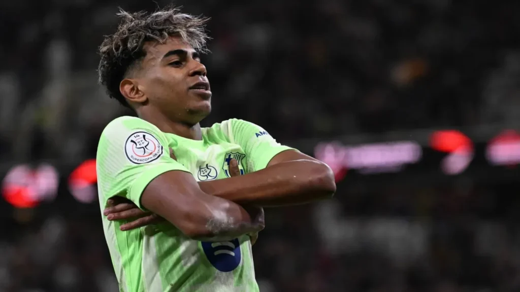 مباراة برشلونة وفالنسيا في ربع نهائي كأس ملك إسبانيا 2025 اليوم