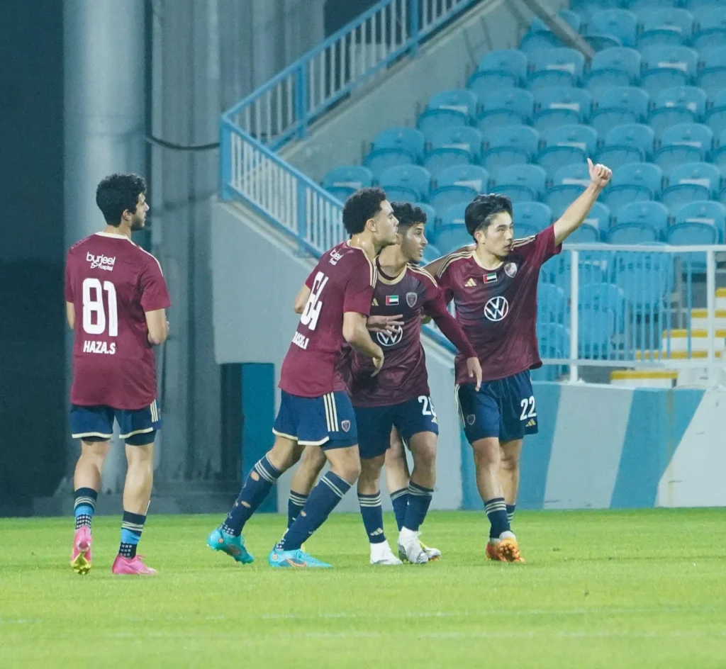 مباراة بني ياس ضد الوحدة.. صراع قوي في دوري أدنوك للمحترفين