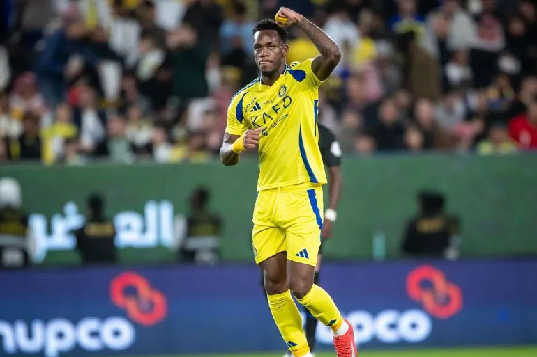 جون دوران لاعب النصر يسجل هدفين في شباك الفيحاء في اول لقاء له