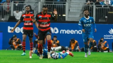 فهد المرداسي يحسم الجدل حول قرارات حكم مباراة الهلال والرياض