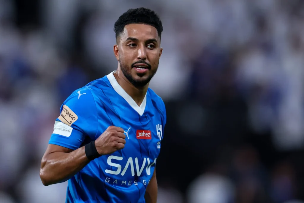 سالم الدوسري لاعب الهلال السعودي من مباراة الهلال ضد العروبة في دوري روشن السعودي للمحترفين