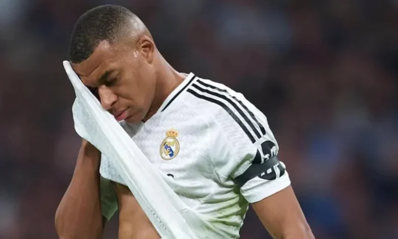 ريال مدريد في ورطة محتملة قبل الكلاسيكو بسبب مبابي