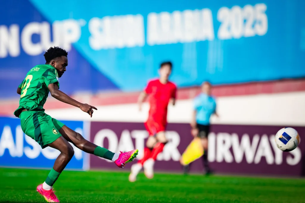 مدرب الأخضر تحت 17 عامًا يؤكد صعوبة نهائي كأس آسيا أمام الأوزبك