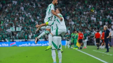 فيديو .. الأهلي السعودي يقسو على الهلال بثلاثية ويتأهل الى نهائي دوري أبطال أسيا للنخبة