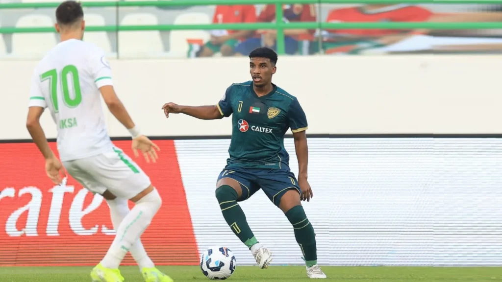 ديربي الجنوب الإماراتي.. خورفكان ودبا الحصن في مباراة قوية بدوري أدنوك