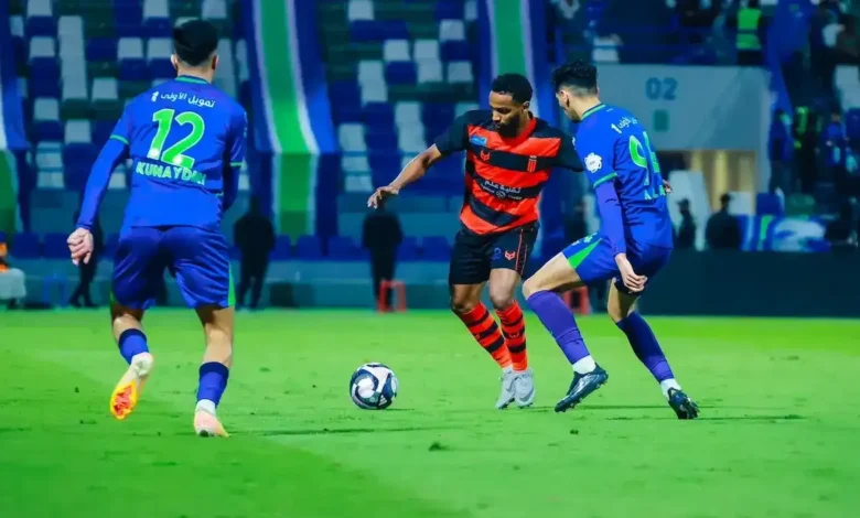 مباراة الرياض والفتح في الدوري السعودية