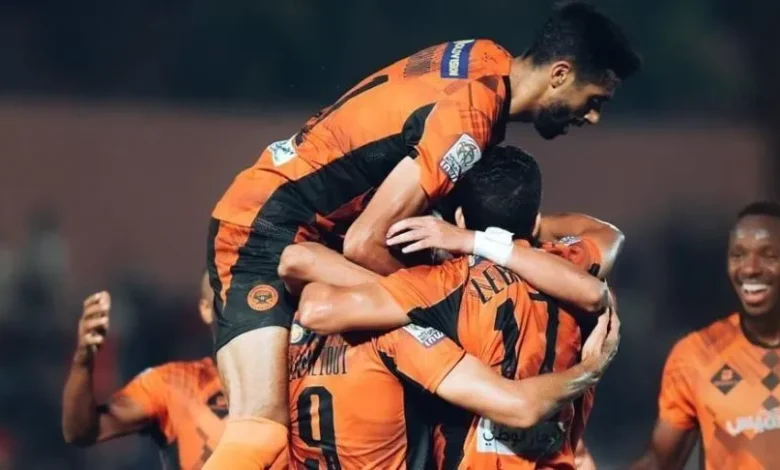 نهضة بركان يحسم تأهله إلى نهائي كأس الكونفدرالية الإفريقية رغم الخسارة أمام شباب قسنطينة