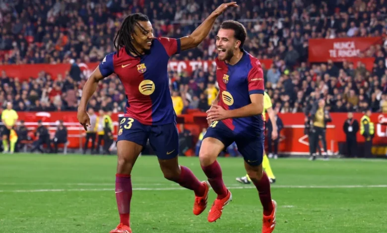 إدارة برشلونة تتجه لتجديد عقد لاعب كان قريبًا من الرحيل