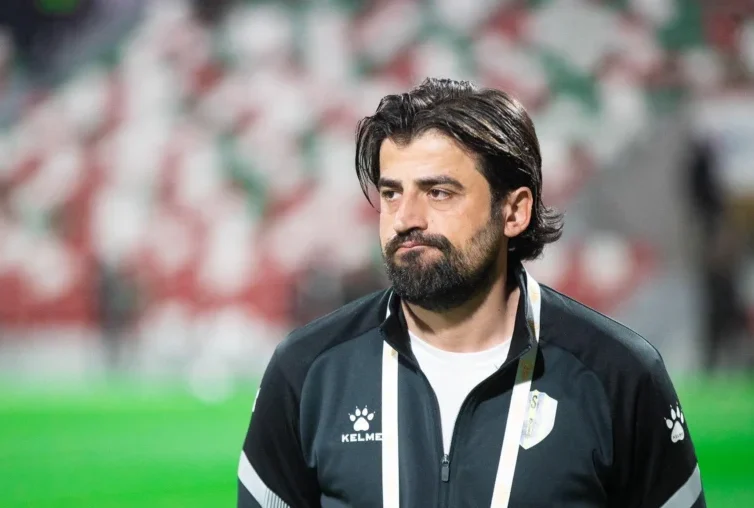 مسعود ميرال خارج الحسابات.. دهوك يراهن على كأس العراق ويا مدربه الجديد