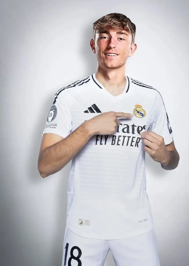 ريال مدريد يُعلن أولى صفقاته الصيفية بضم ديان هويسين رسميًا حتى 2030