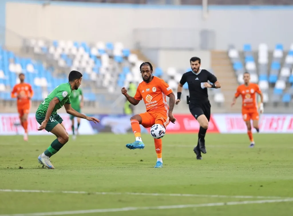 عجمان ضد العروبة مباراة حاسمة لتأكيد البقاء في دوري أدنوك الإماراتي للمحترفين