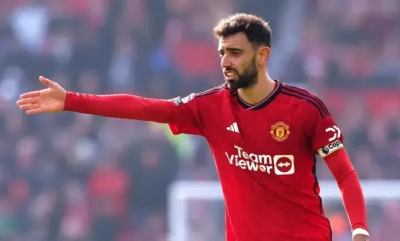 مانشستر يونايتد يستضيف وست هام في مواجهة للهروب من دوامة المراكز المتأخرة