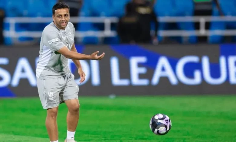 أسطورة الهلال يعود.. الشلهوب في مهمة إنقاذ رغم عائق الرخصة