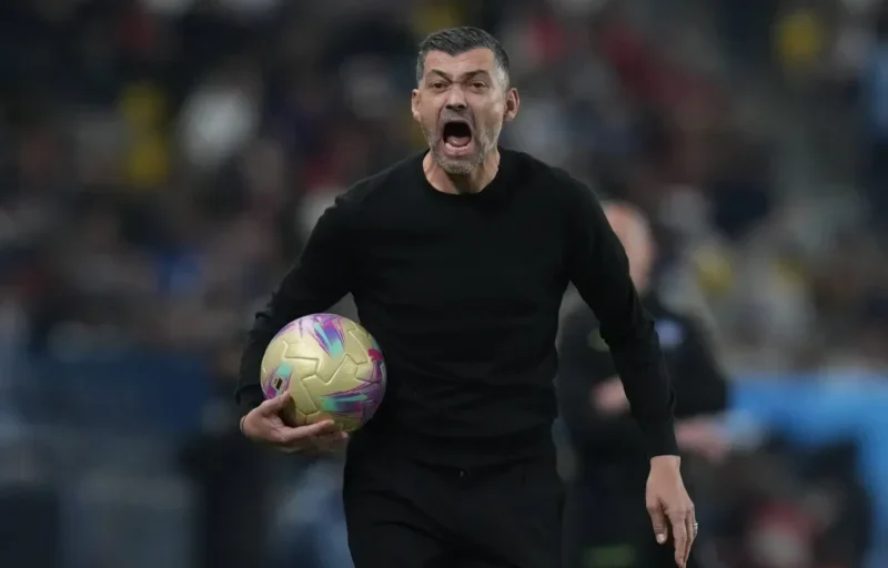 خروج كونسيساو من ميلان.. وأليغري يستعد لتوقيع عقد جديد