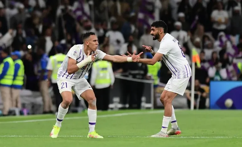 النصر يواجه العين في وداع شرودر و"بروفة المونديال" تشعل قمة الجولة الأخيرة!