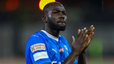 عاجل | الهلال يضع أعينه على مدافع ريال مدريد أو برشلونة.. خطة الزعيم لتعويض كوليبالي