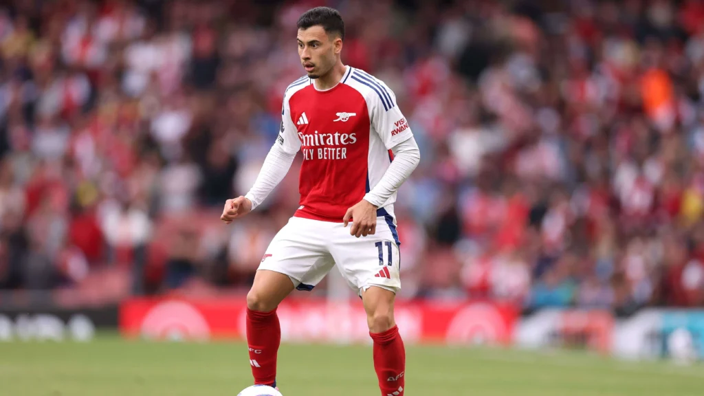 GettyImages 2214859996 آرسنال يلتقي ساوثهامبتون في وداعية الدوري الإنجليزي