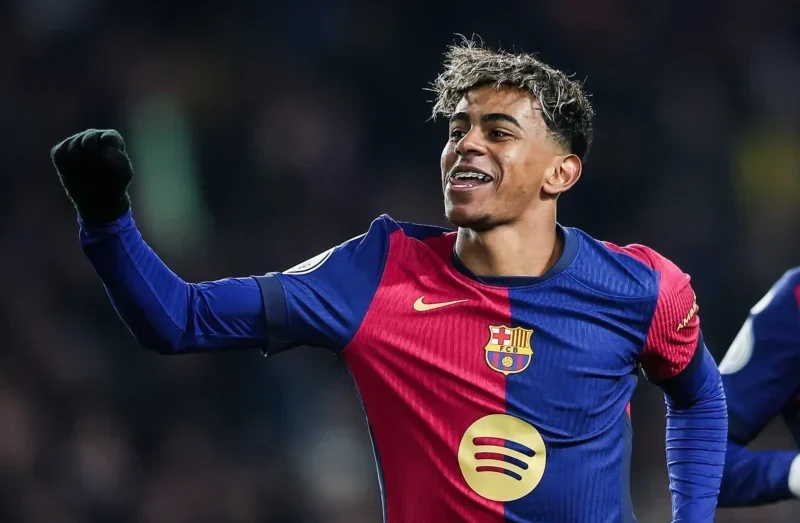 لامين يامال من مباراة برشلونة وفياريال اليوم احتفالية التتويج بالدوري الإسباني