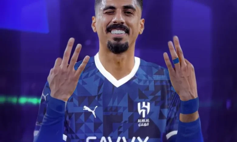 لاجامي يفضح النصر .. الهلال يعامل نجومه باحترام