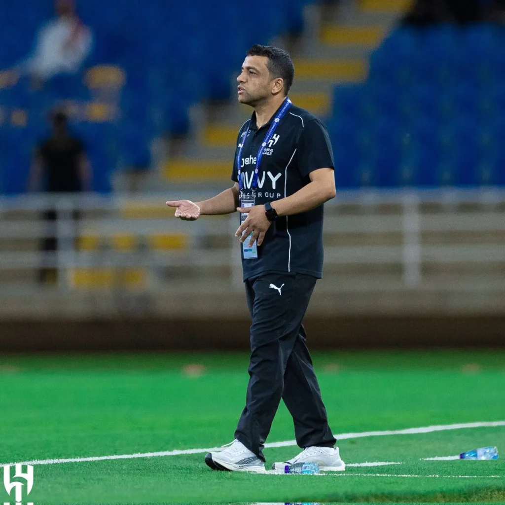 الحربي يفتح النار على الهلال رغم الفوز الكبير علي الرائد
