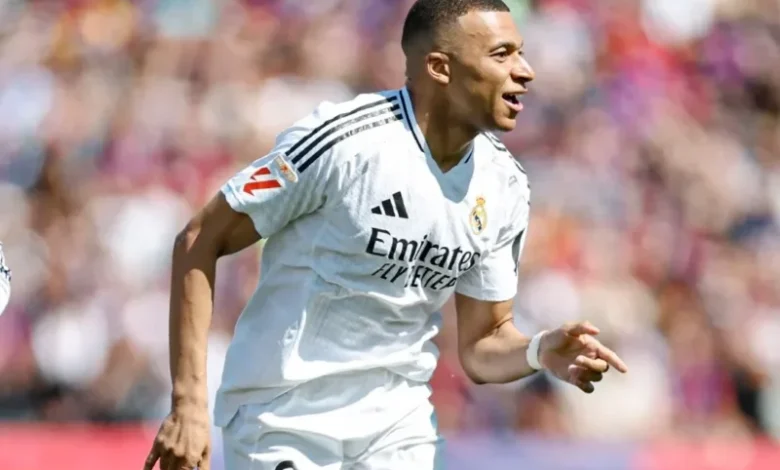 ترتيب هدافي الدوري الإسباني بعد هاتريك مبابي وثنائية رافينيا في الكلاسيكو