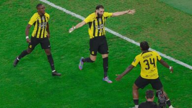 احتفال لاعبي الاتحاد ضد القادسية في نهائي كاس الملك