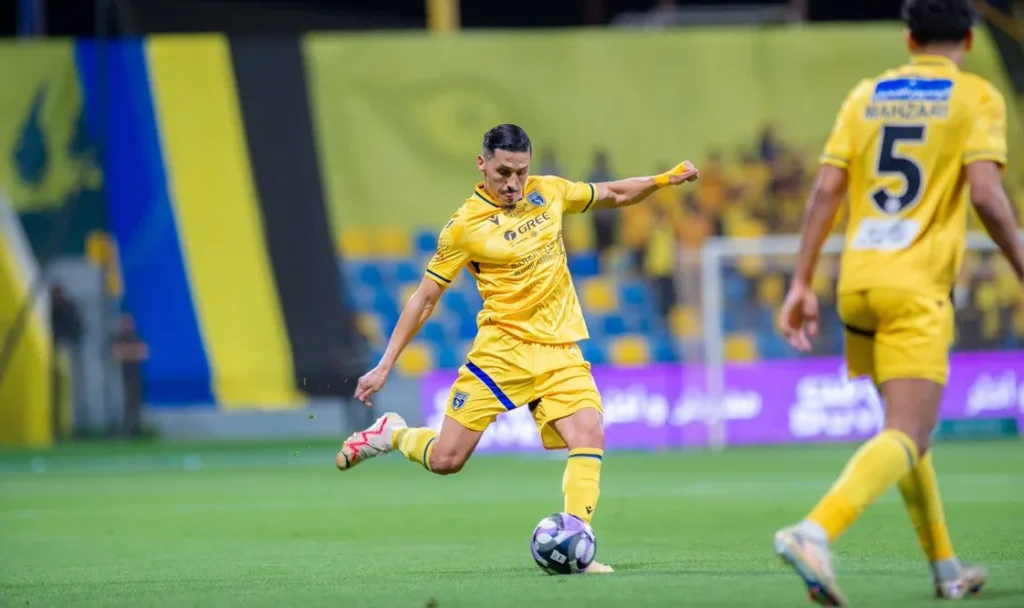 Untitled 11 e1747755820251 التعاون يستقبل الرياض بطموح كسر العقدة التاريخية في دوري روشن السعودي