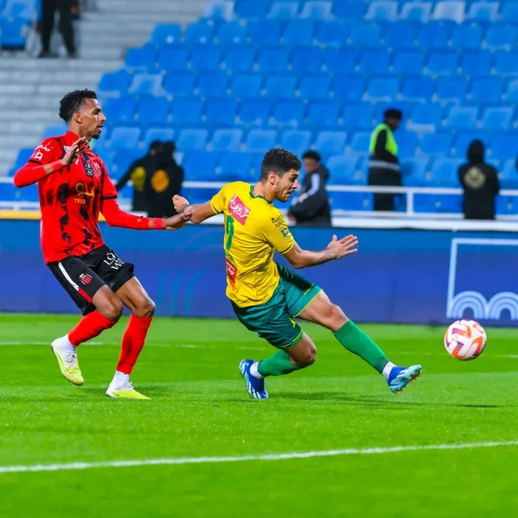 الخليج يلتقي الرياض اليوم في مباراة حاسمة في صراع البقاء بدوري روشن السعودي