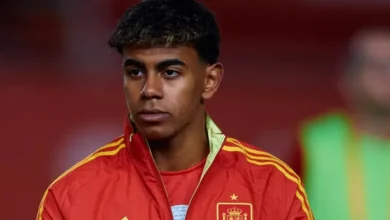 lamine yamal of spain looks on b مفاجأة .. الكشف عن سبب طرد لامين يامال من معسكر المنتخب الإسباني