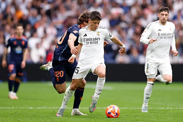 أردا جولر من مباراة ريال مدريد ضد سيلتا فيجو في الدوري الإسباني