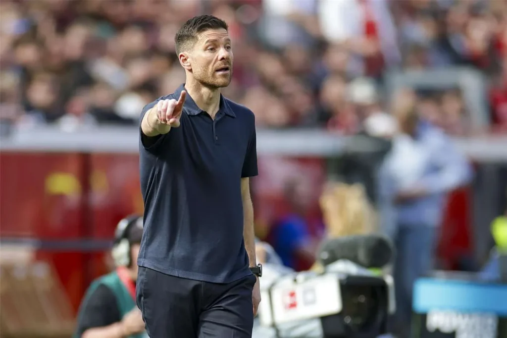 تشابي ألونسو يُفجر ثورة داخل ريال مدريد قبل كأس العالم للأندية