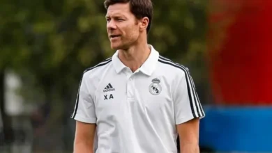 تشابي ألونسو يُفاجئ الجميع .. نجم غير متوقع سيكون ركيزة أساسية في ريال مدريد!