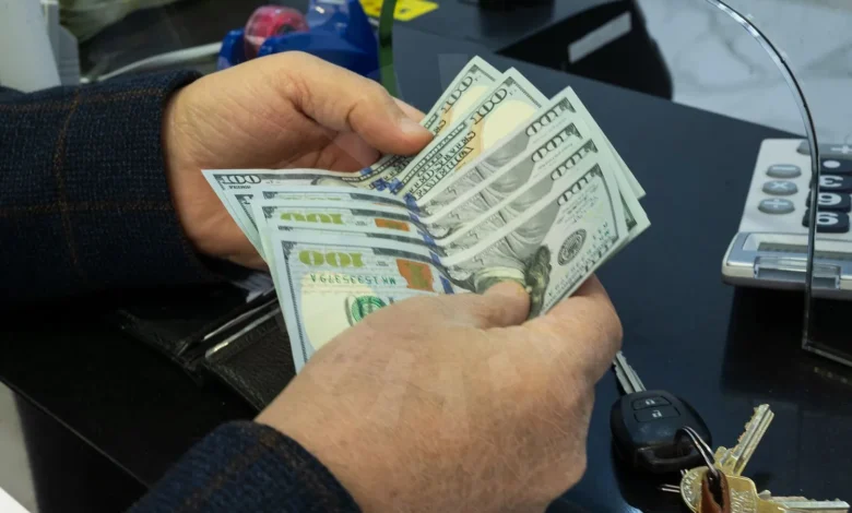 ارتفاع سعر صرف الدولار في الأسواق العراقية اليوم