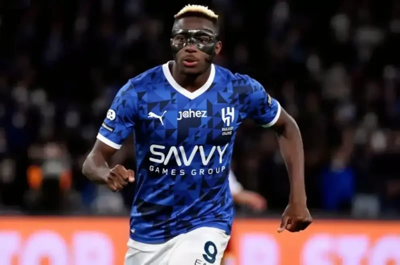 أوسيمين على رادار الهلال.. صفقة محتملة تهز سوق الانتقالات الصيفي