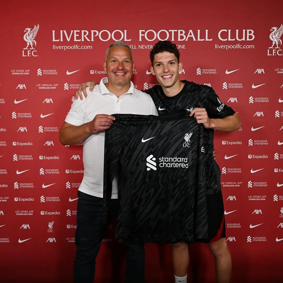 الحارس الشاب أرمين بيتشي لاعب ليفربول الجديد