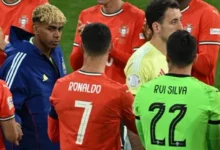 Gs9Ipl XMAAqcB3 لامين يامال يثير غضب الجماهير بعد تصرفه الصادم مع كريستيانو رونالدو!