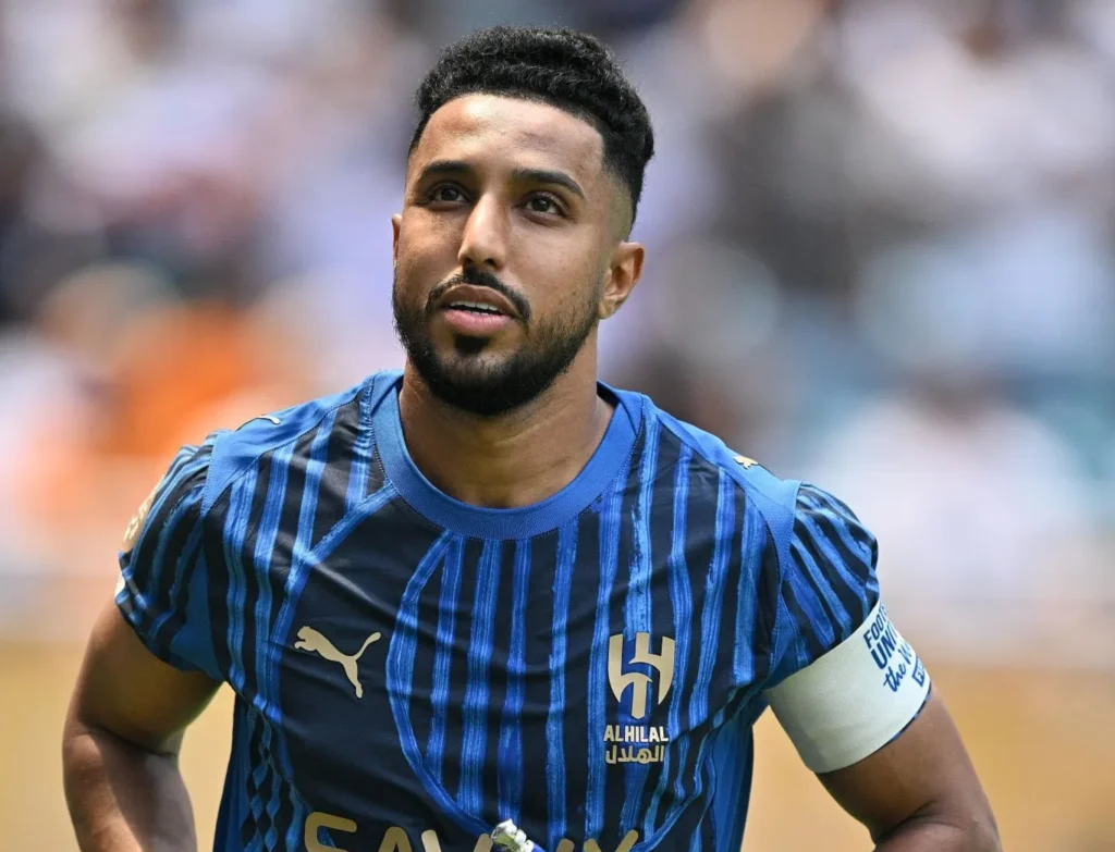 الدوسري ولاجامي أول المتأثرين.. تطبيق نظام التأمينات الاجتماعية على لاعبي المنتخب السعودي رسميًا