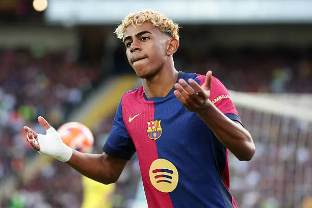 barcelona spain lamine yamal of 6 تعليق غير متوقع من لامين يامال يشعل غضب جماهير برشلونة