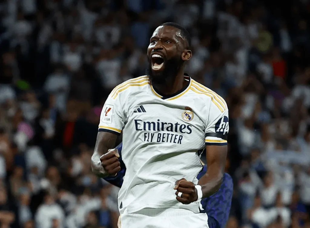 بعد ظهوره مع مدير النصر.. روديجر يحسم مستقبله مع ريال مدريد