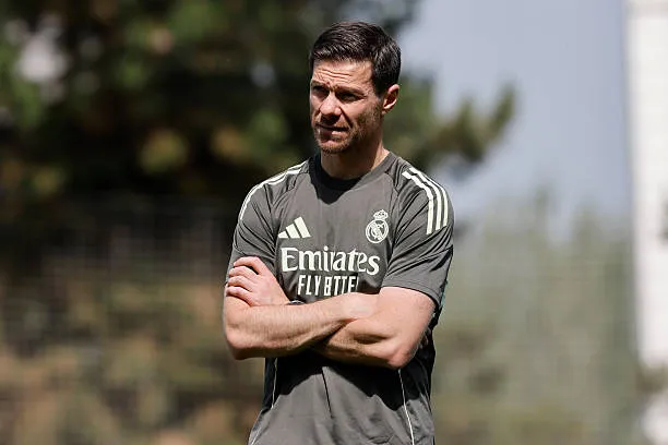 madrid spain xabi alonso head co 1 تشابي ألونسو يدعم ريال مدريد بثلاث صفقات غير متوقعة قبل مونديال الأندية!