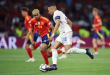 stuttgart germany kylian mbappe مبابي يُعلنها: هذا هو اللاعب الأحق بالكرة الذهبية