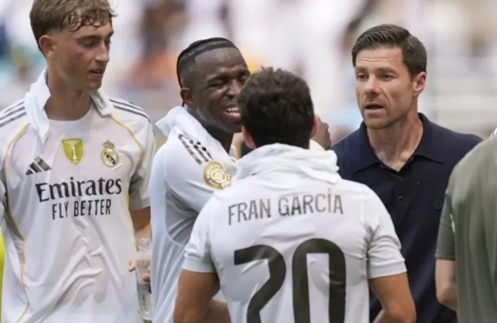 تحذير مبكر لتشابي ألونسو.. ريال مدريد يواجه الخطر من الداخل!