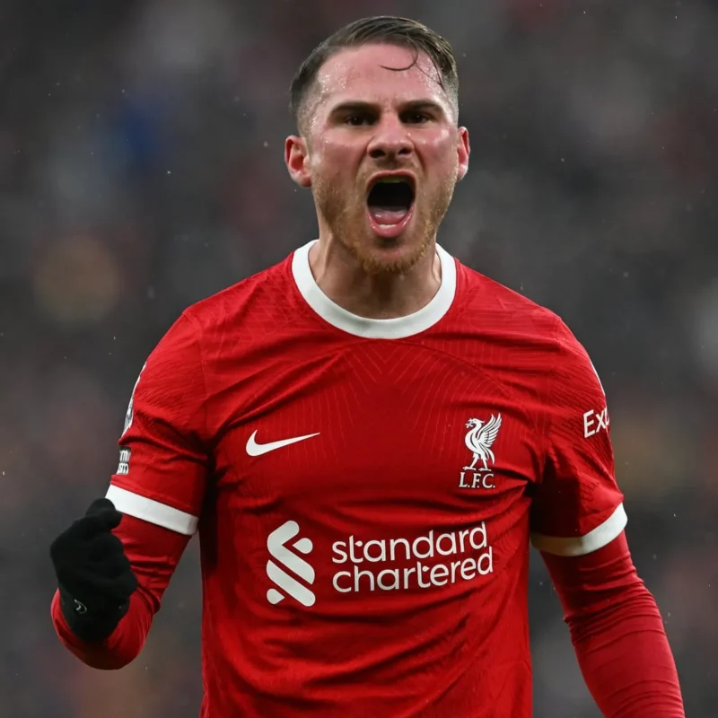 ألكسيس ماك اليستير لاعب ليفربول الإنجليزي
