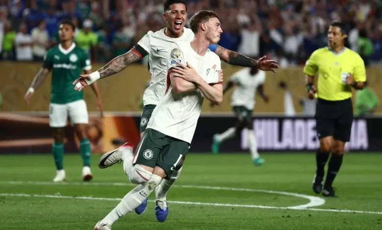 كول بالمر يحتفل بعد تسجيله هدف لصالح تشيلسي ضد بالميراس في كأس العالم للأندية 2025