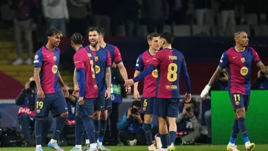 لاعبي نادي برشلونة الإسباني